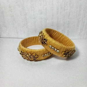 Golden gleam handmade bangles